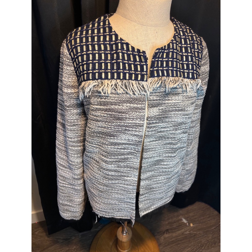 Chico's Blue White Tweed Fringe Trim Open Front Jacket Size 1 M Geometric Yoke